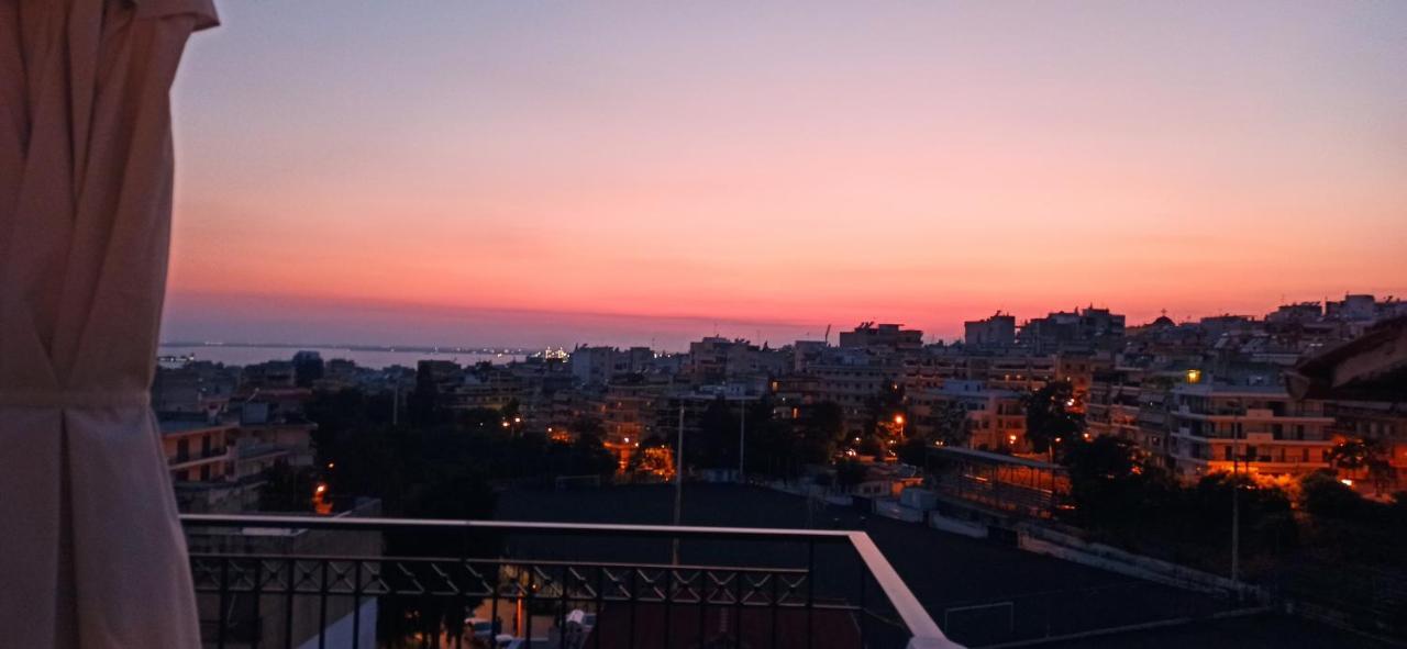 סלוניקי Sunset Rooftop Apartment מראה חיצוני תמונה
